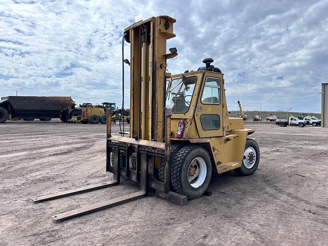Image of Caterpillar V180 equipment image 1
