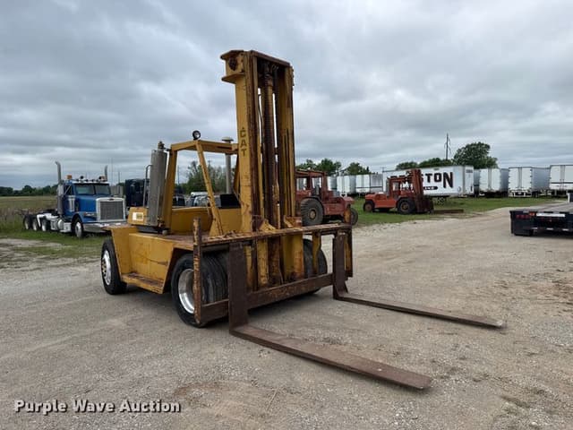 Image of Caterpillar V225 equipment image 2