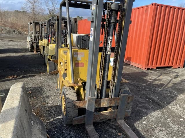 Image of Caterpillar V40B equipment image 1