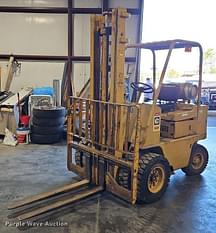 Caterpillar V40B Equipment Image0