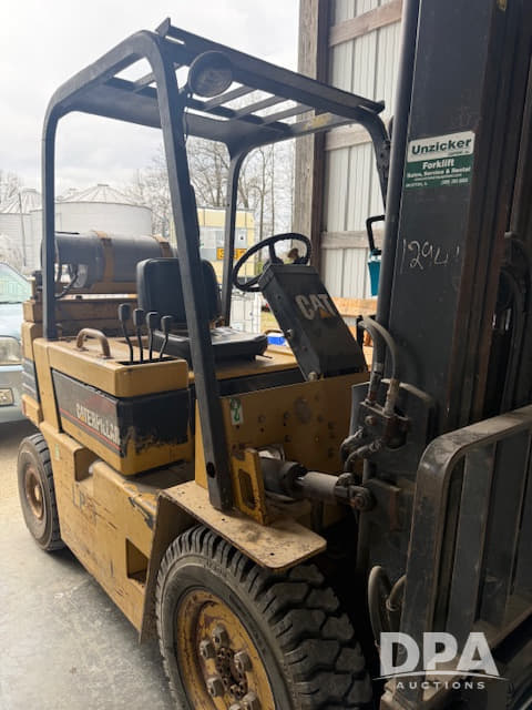 Image of Caterpillar V50E equipment image 1