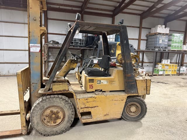 Image of Caterpillar V80C equipment image 2