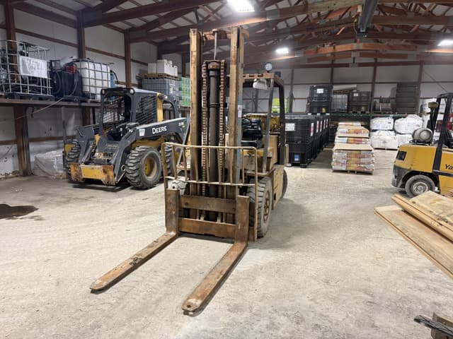 Image of Caterpillar V80C equipment image 1