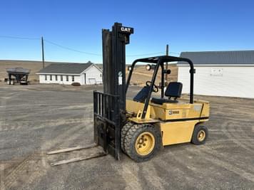 Main image Caterpillar VC60D