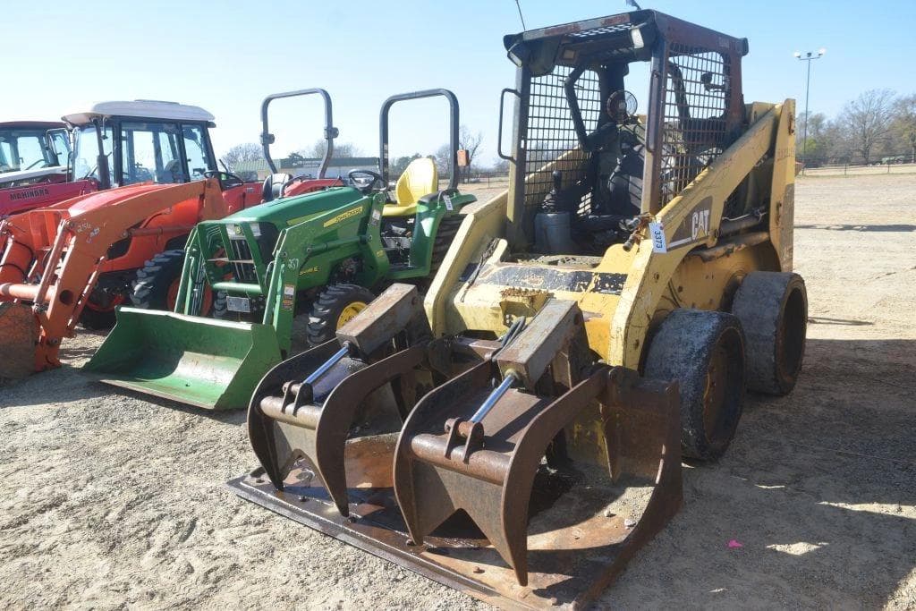 Image of Caterpillar 246 Primary image