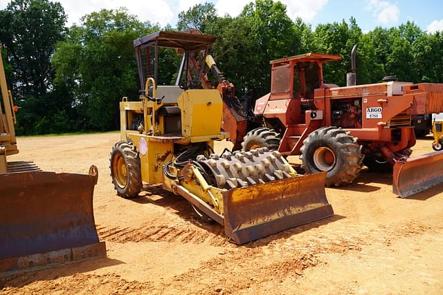 Image of Caterpillar CP-323 equipment image 1