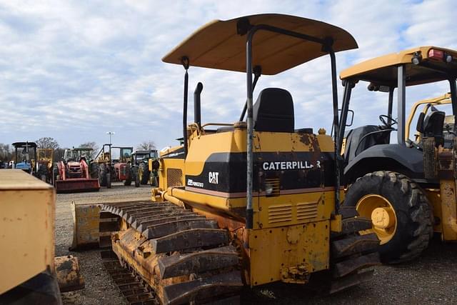 Image of Caterpillar D3 equipment image 1