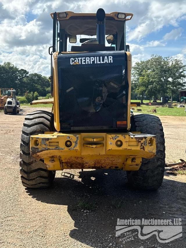 Image of Caterpillar 928G equipment image 3