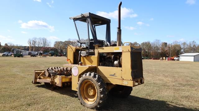 Image of Caterpillar CP323 equipment image 4