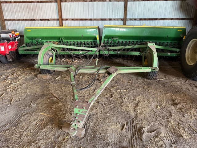 Image of John Deere 9300 equipment image 1