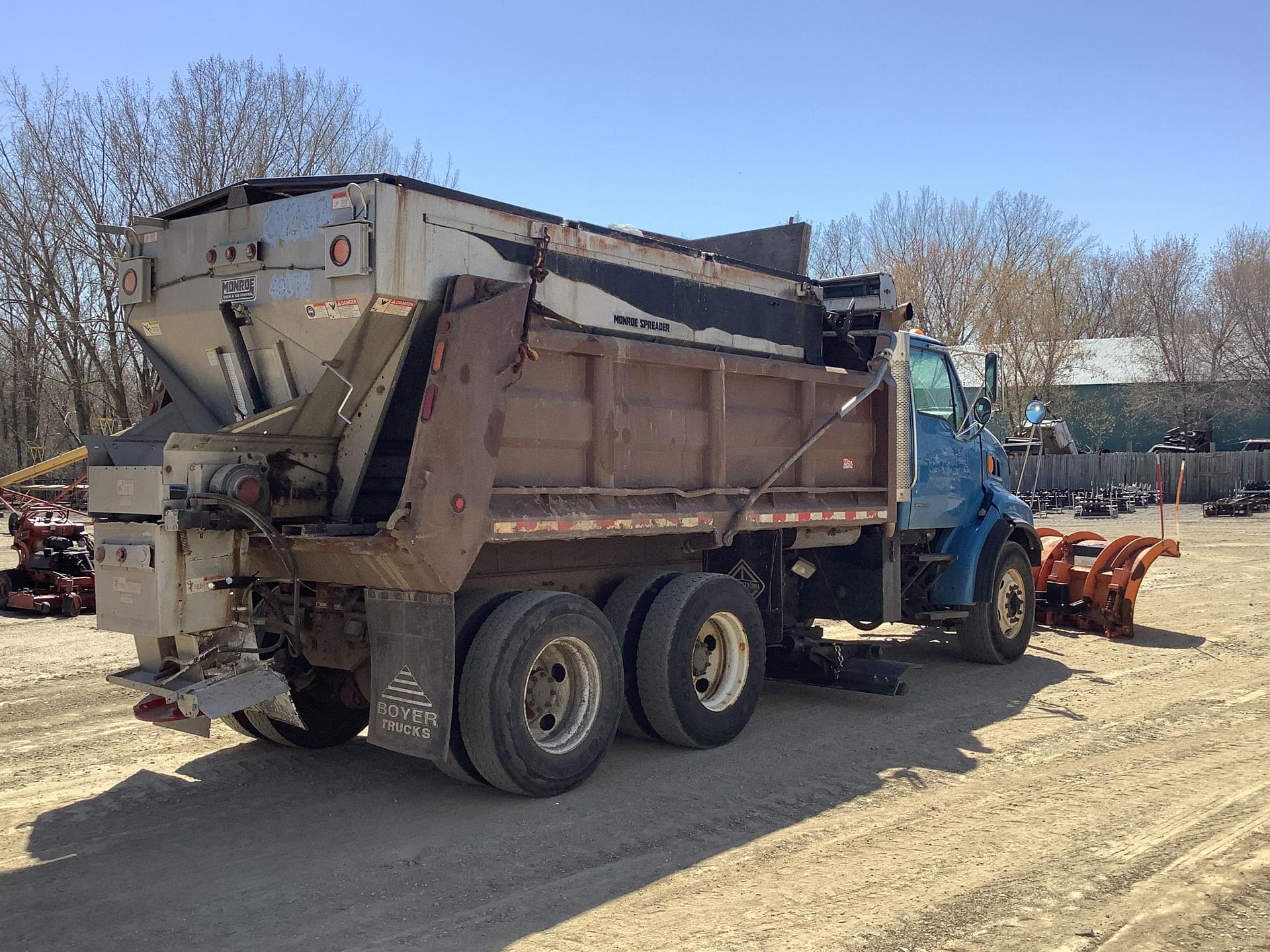 Main image Sterling L9500 5