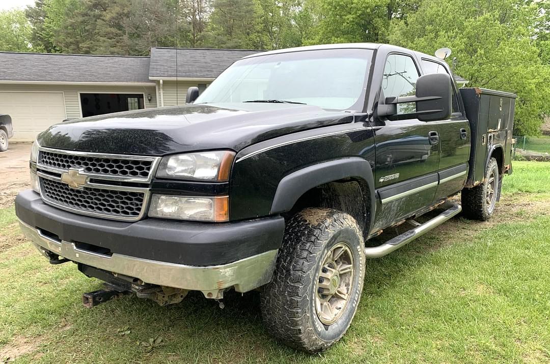 Image of Chevrolet 2500HD Primary image