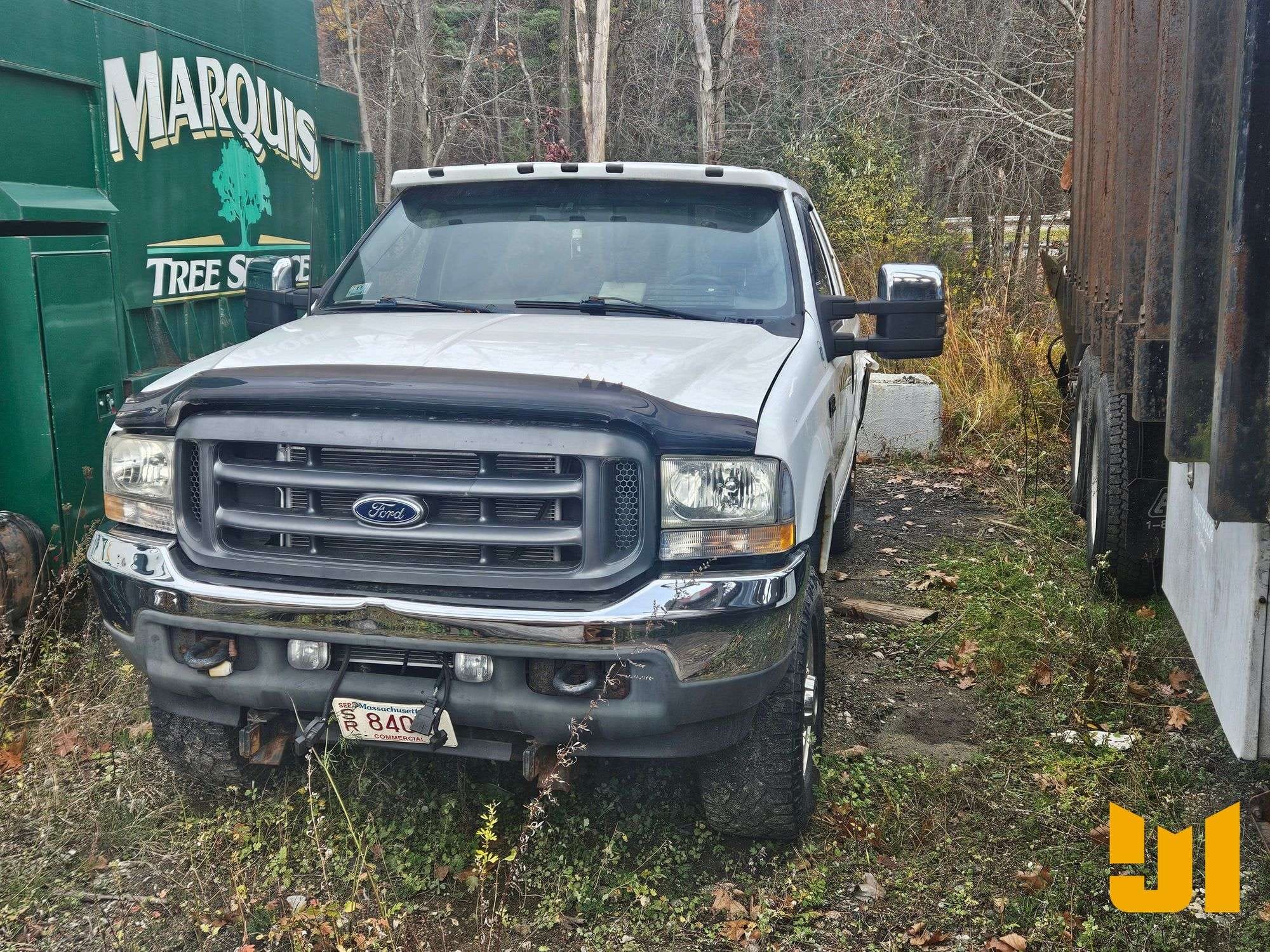 2003 Ford F-350 Equipment Image0