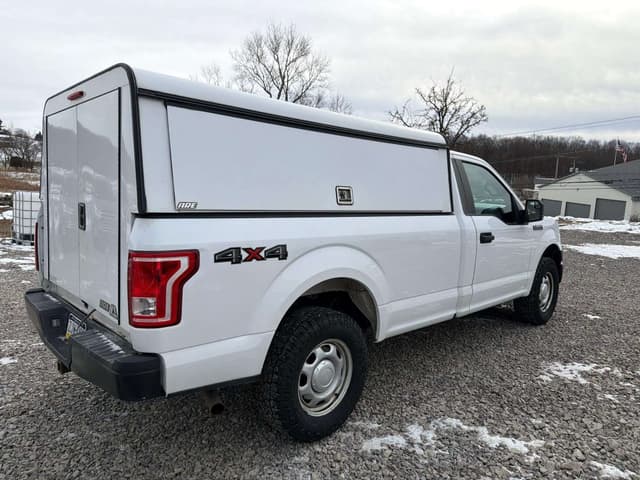 Image of Ford F-150 equipment image 2