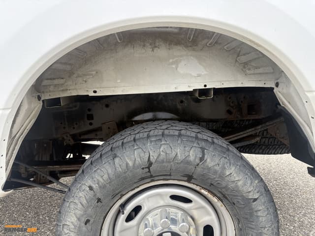 Image of Ford F-250 equipment image 4