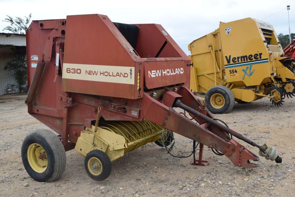 Main image New Holland 630