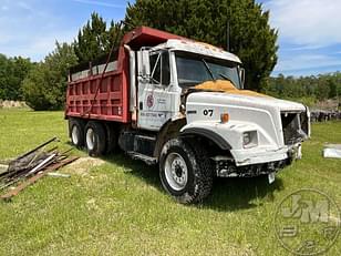 Main image Freightliner FL106 3