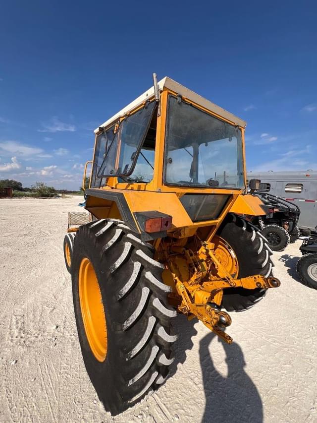 Image of Ford 4610 equipment image 4