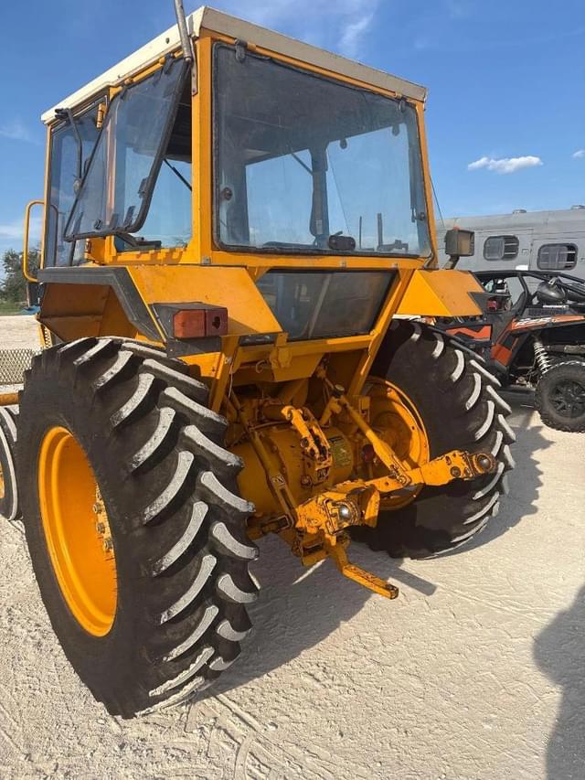 Image of Ford 4610 equipment image 2