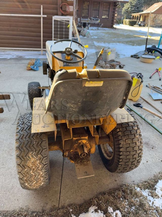 Image of Cub Cadet 122 equipment image 3