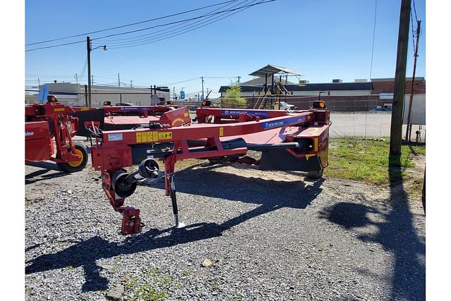 Image of New Holland 210 equipment image 1