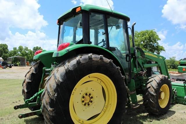 Image of John Deere 6415 equipment image 2