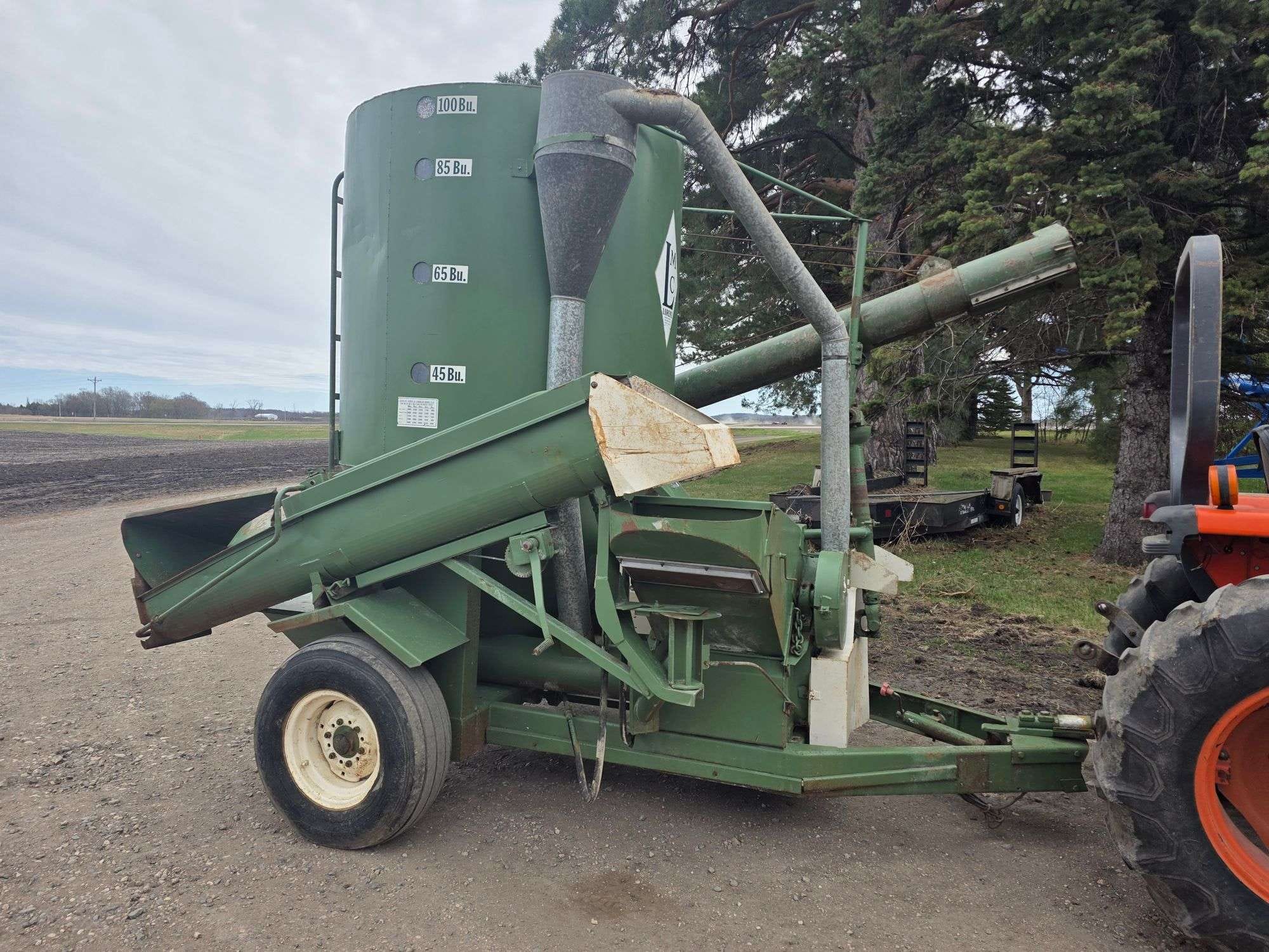 Lorenz 100 Equipment Image0