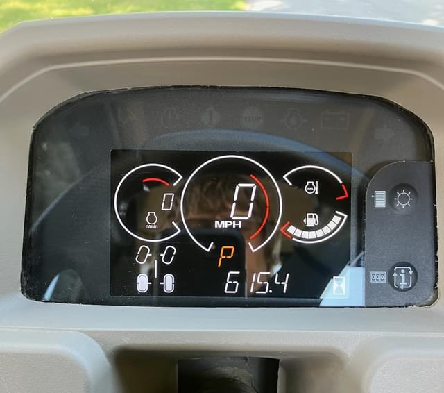 Image of John Deere XUV 835R equipment image 4