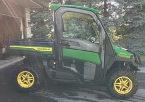 2021 John Deere XUV 835R Image