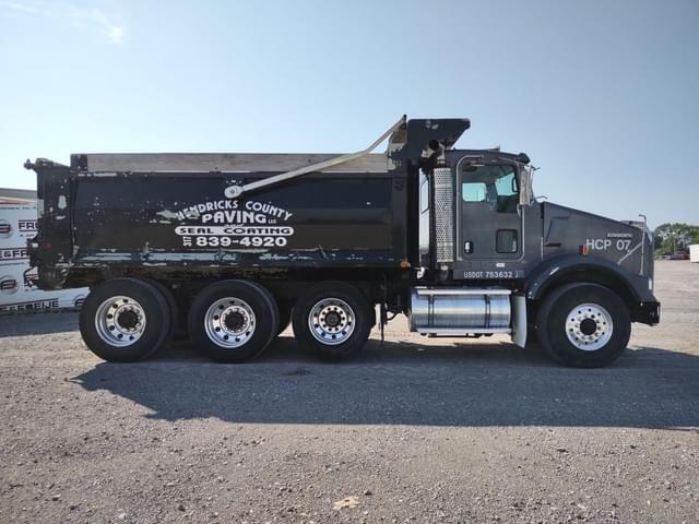 Image of Kenworth T8 equipment image 3