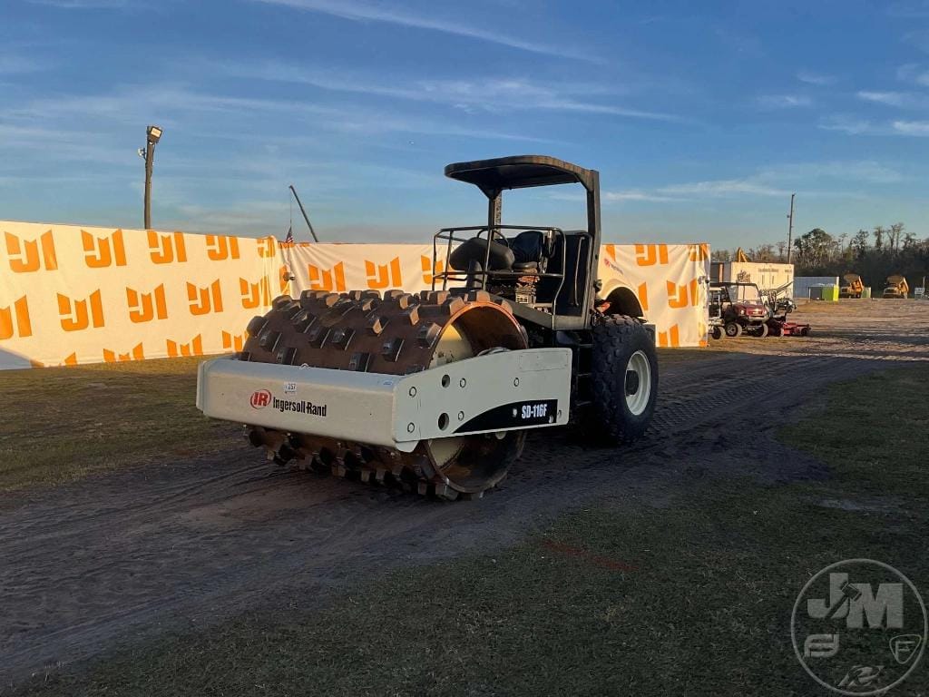 2007 Ingersoll Rand SD-116F Equipment Image0