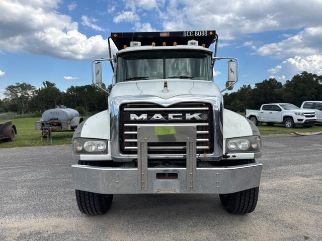 Image of Mack GU713 equipment image 1