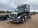 2017 Freightliner Cascadia Image