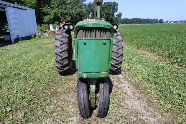 Image of John Deere 3020 equipment image 1