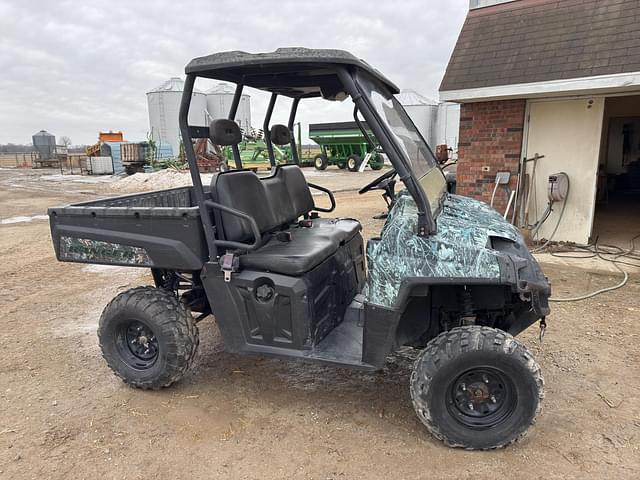 Image of Polaris Ranger 700 equipment image 2