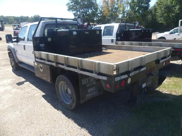 Image of Ford F-450 equipment image 3