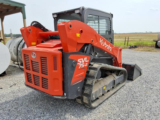 Image of Kubota SLV752 equipment image 3