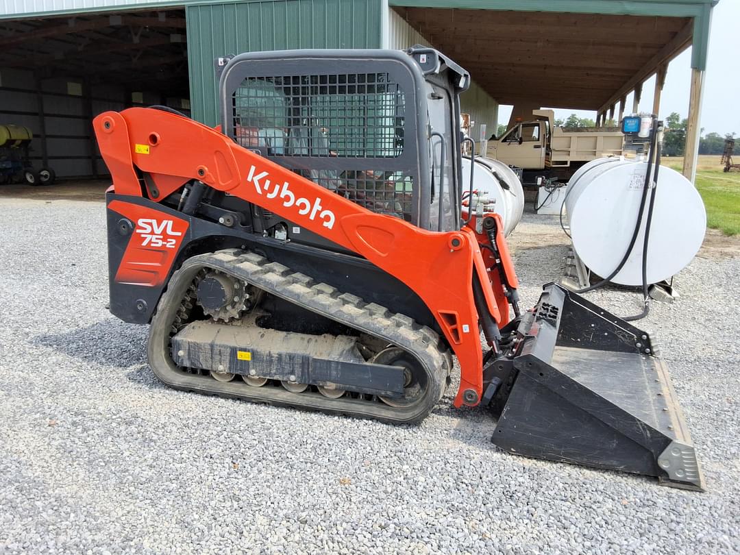 Image of Kubota SLV752 Primary image