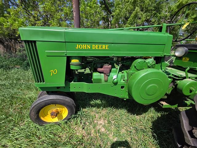 Image of John Deere 70 equipment image 1
