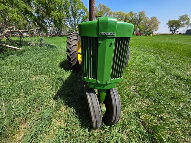 Image of John Deere 70 equipment image 4