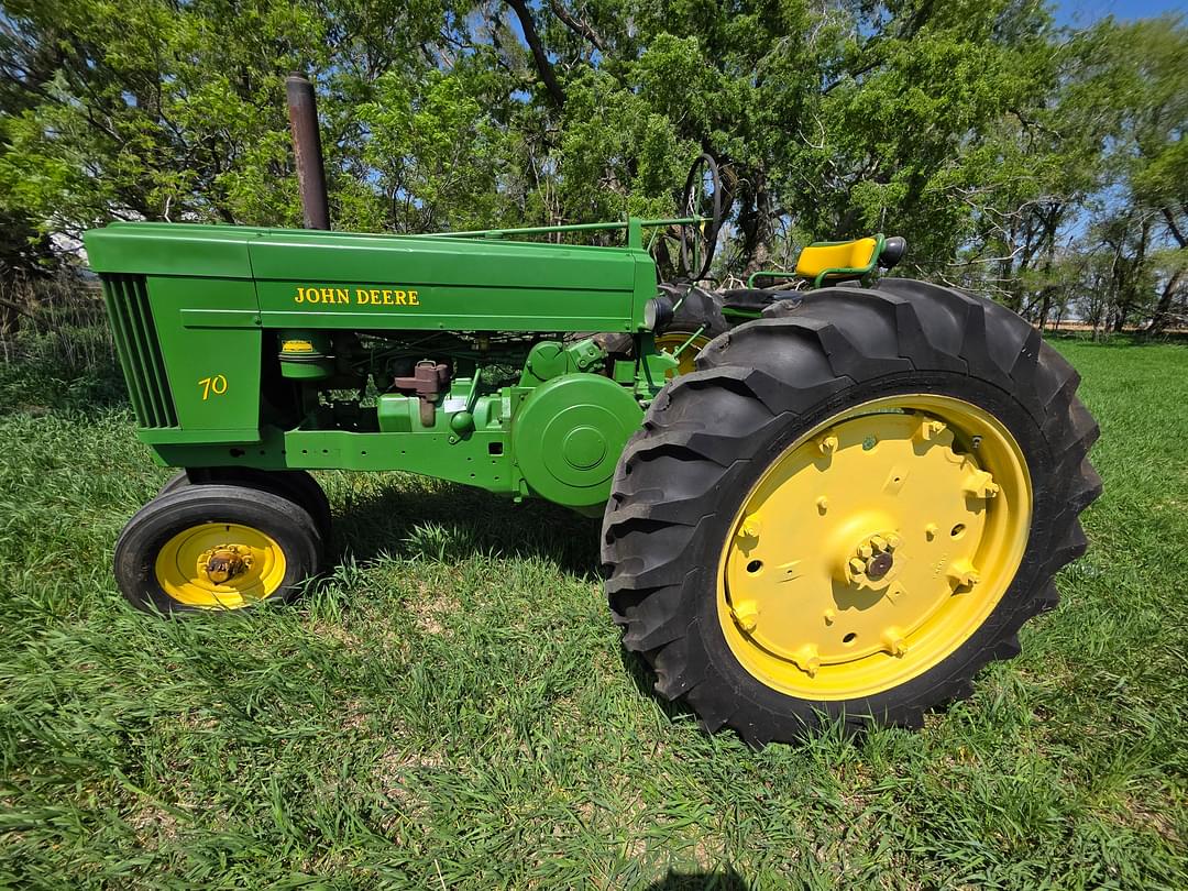 Image of John Deere 70 Primary image