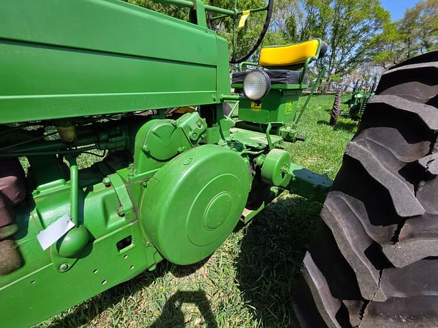 Image of John Deere 70 equipment image 2