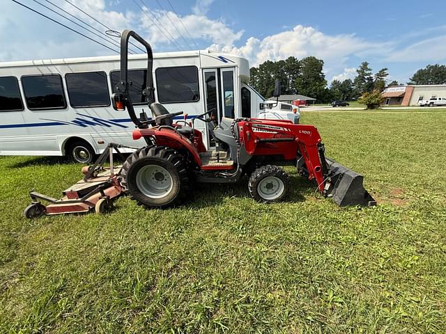 Image of Massey Ferguson 1532 equipment image 1