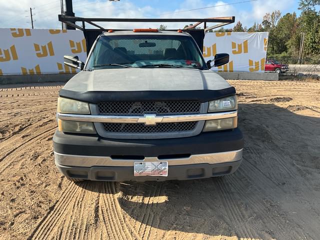 Image of Chevrolet Silverado equipment image 1