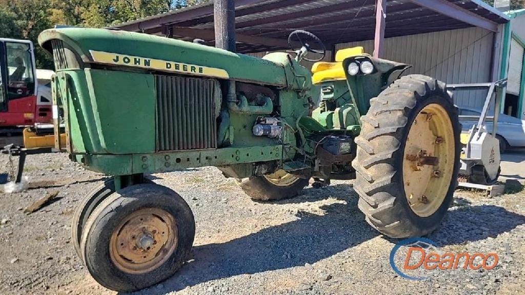 John Deere 3010 Equipment Image0