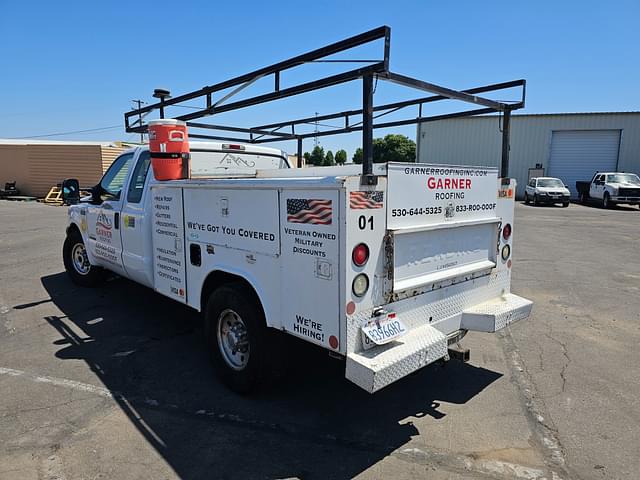 Image of Ford F-250 equipment image 1