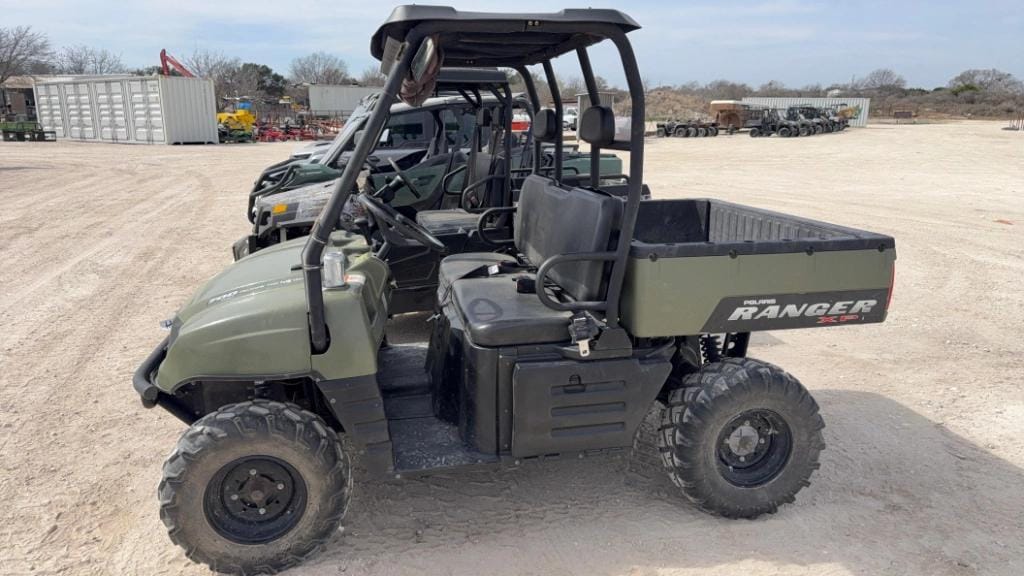 2007 Polaris Ranger 700 EFI Equipment Image0
