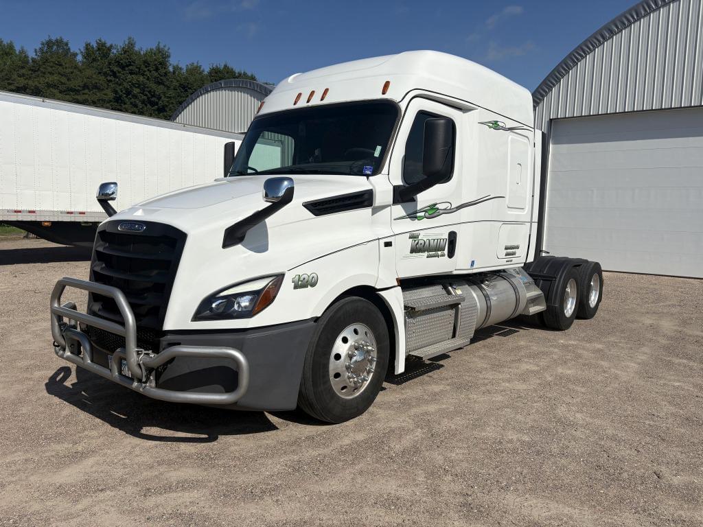 Image of Freightliner Cascadia Primary image