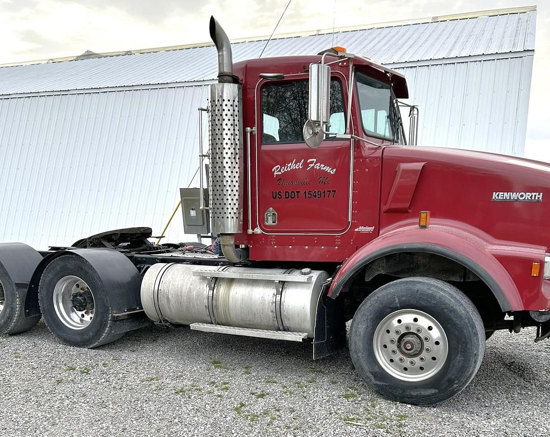 Image of Kenworth T800 Primary image
