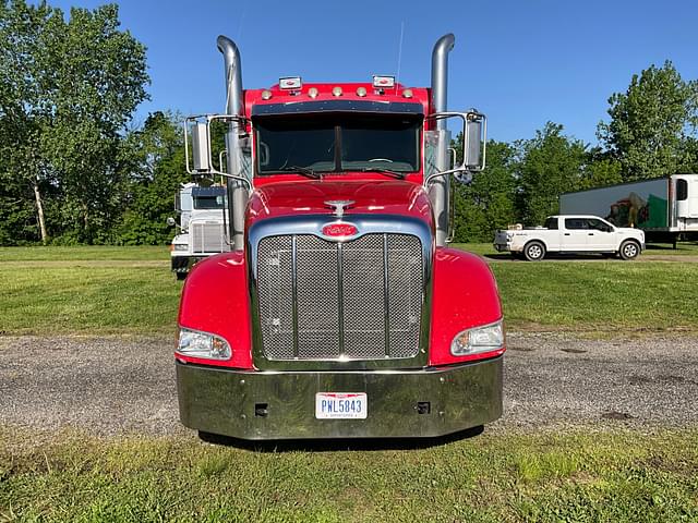 Image of Peterbilt 386 equipment image 1